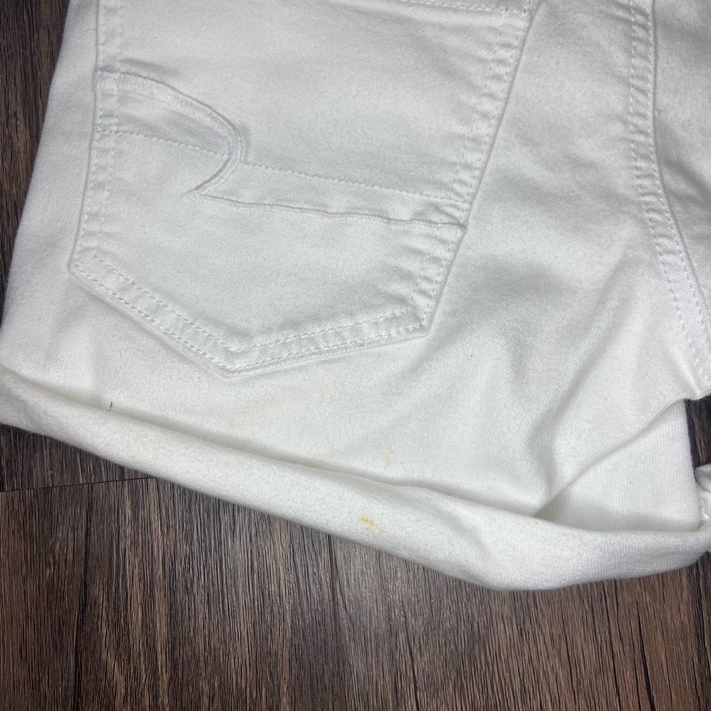 American Eagle white shorts - Picture 5 of 7